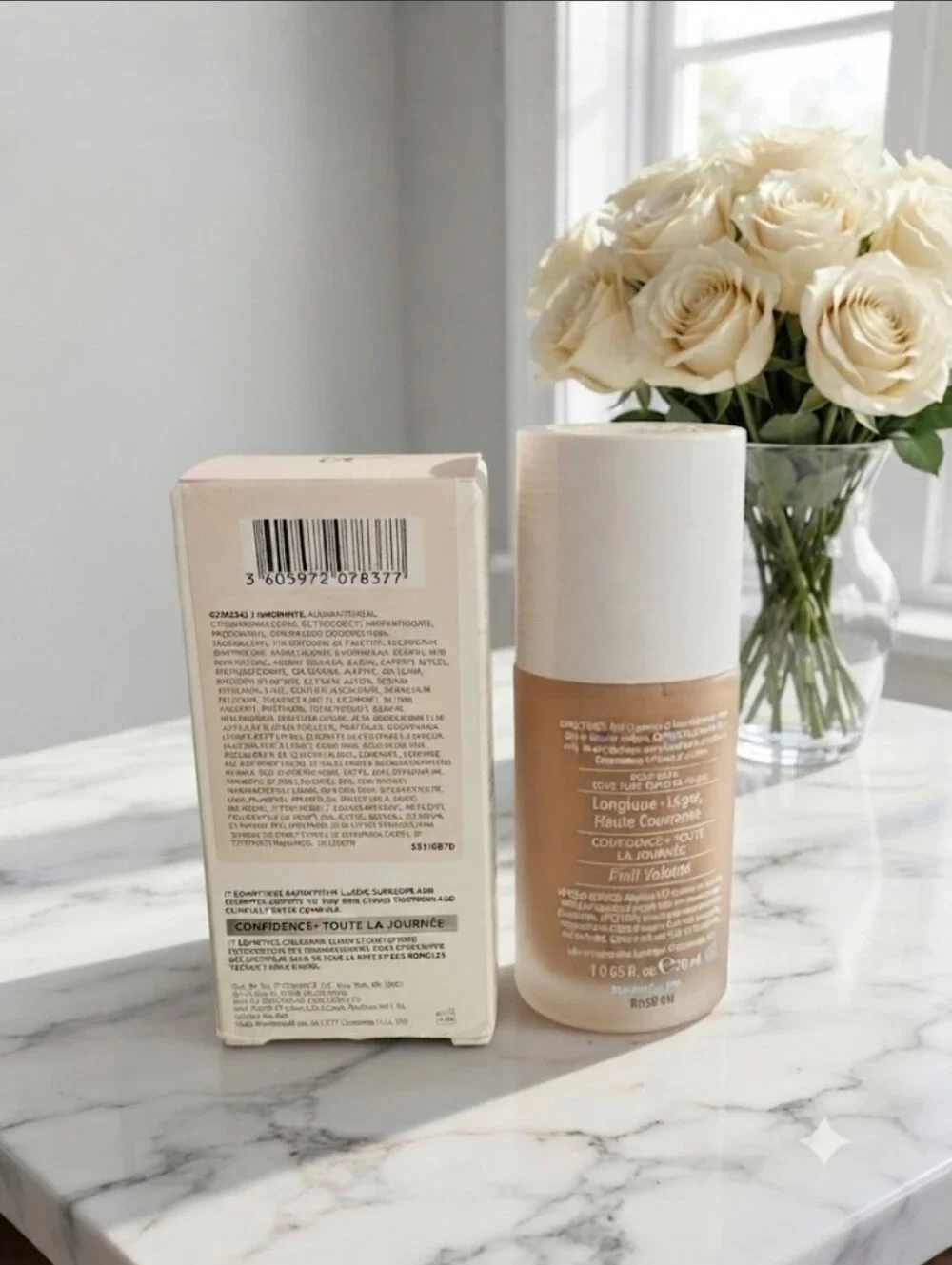 IT Cosmetics Confidence in a Foundation - Light 115 ☆RARE☆